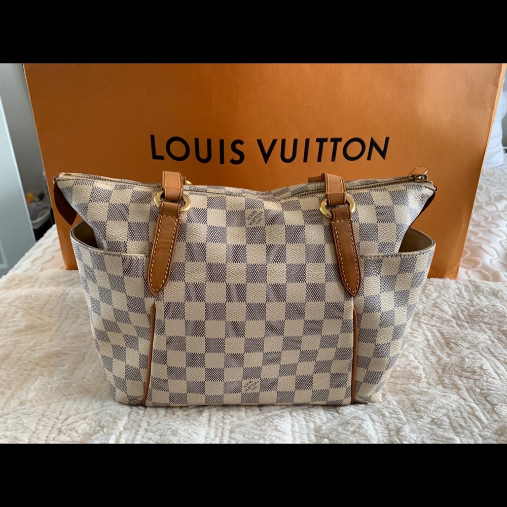 Louis Vuitton Totally PM